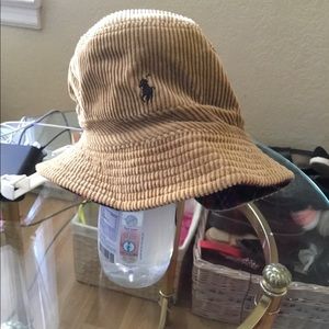 Corduroy bucket hat
